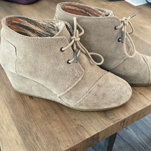 Toms lace up wedges